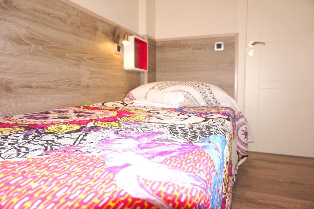 Hostel MuchoMadryt Zewnętrze zdjęcie