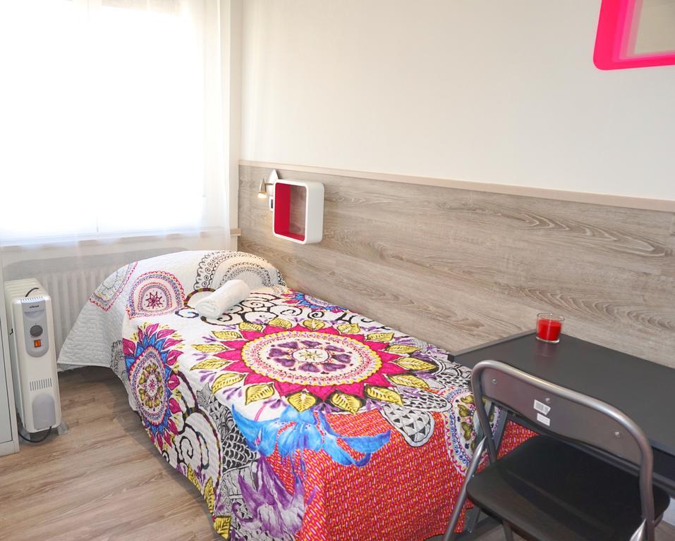 Hostel MuchoMadryt Zewnętrze zdjęcie