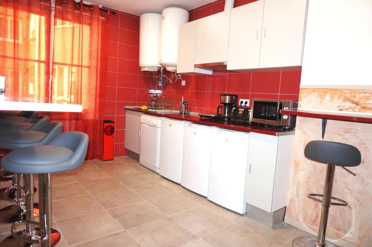 Hostel MuchoMadryt Zewnętrze zdjęcie