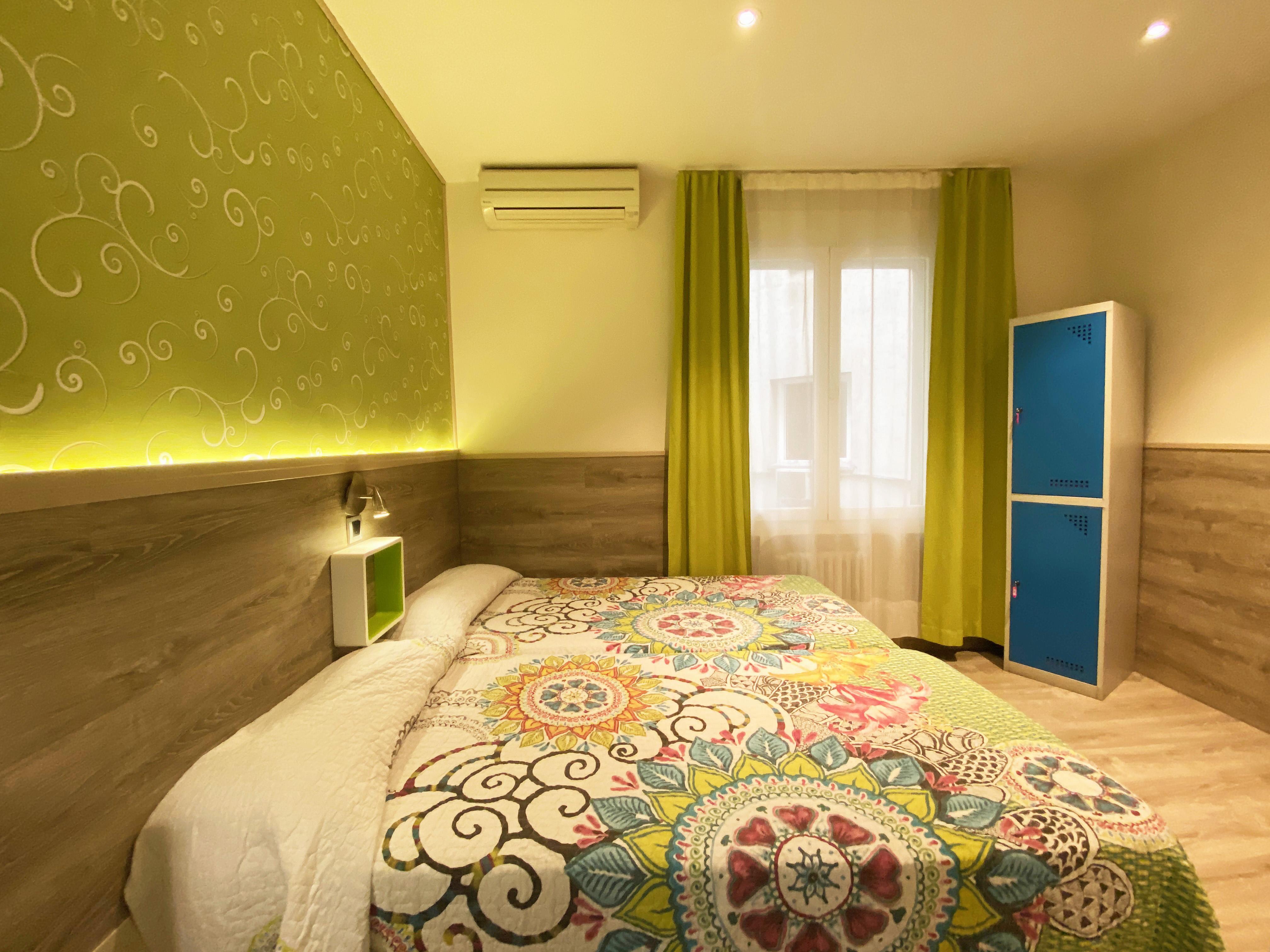 Hostel MuchoMadryt Zewnętrze zdjęcie