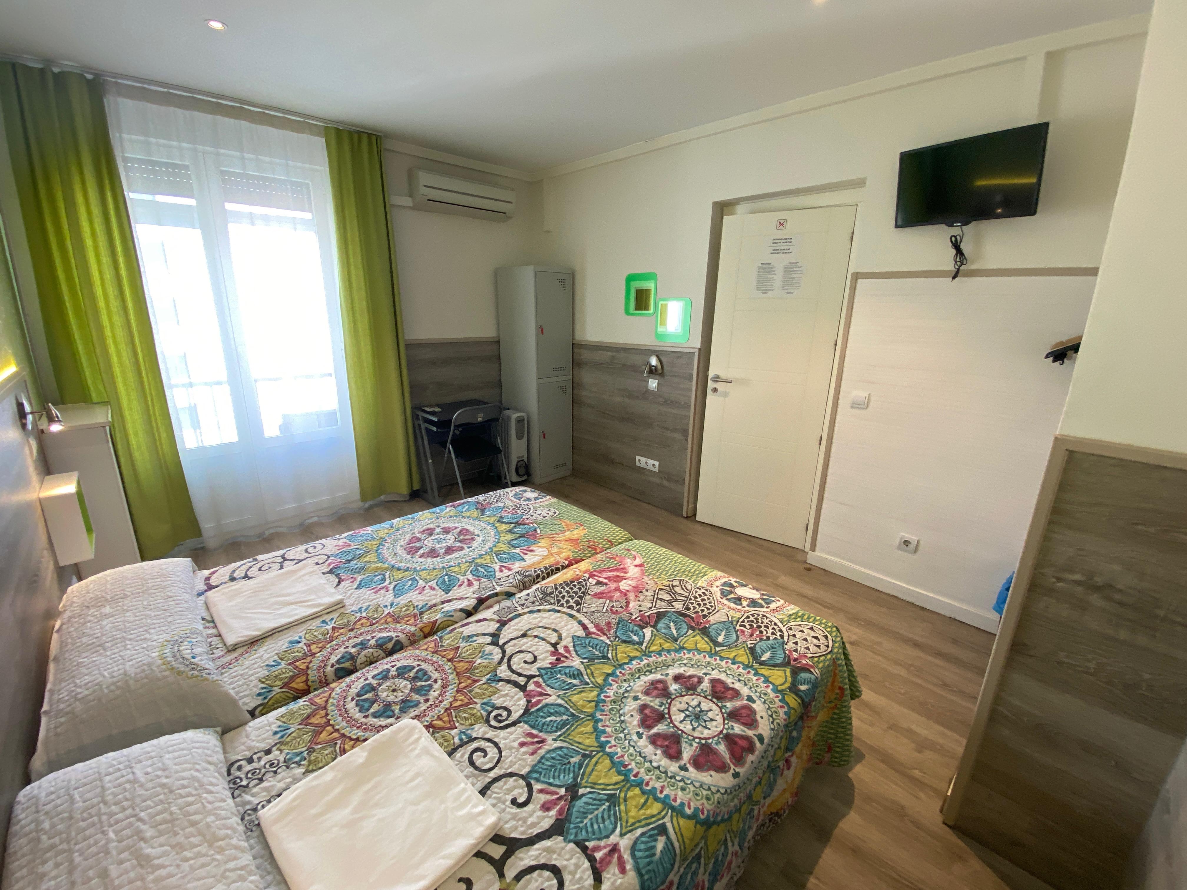 Hostel MuchoMadryt Zewnętrze zdjęcie