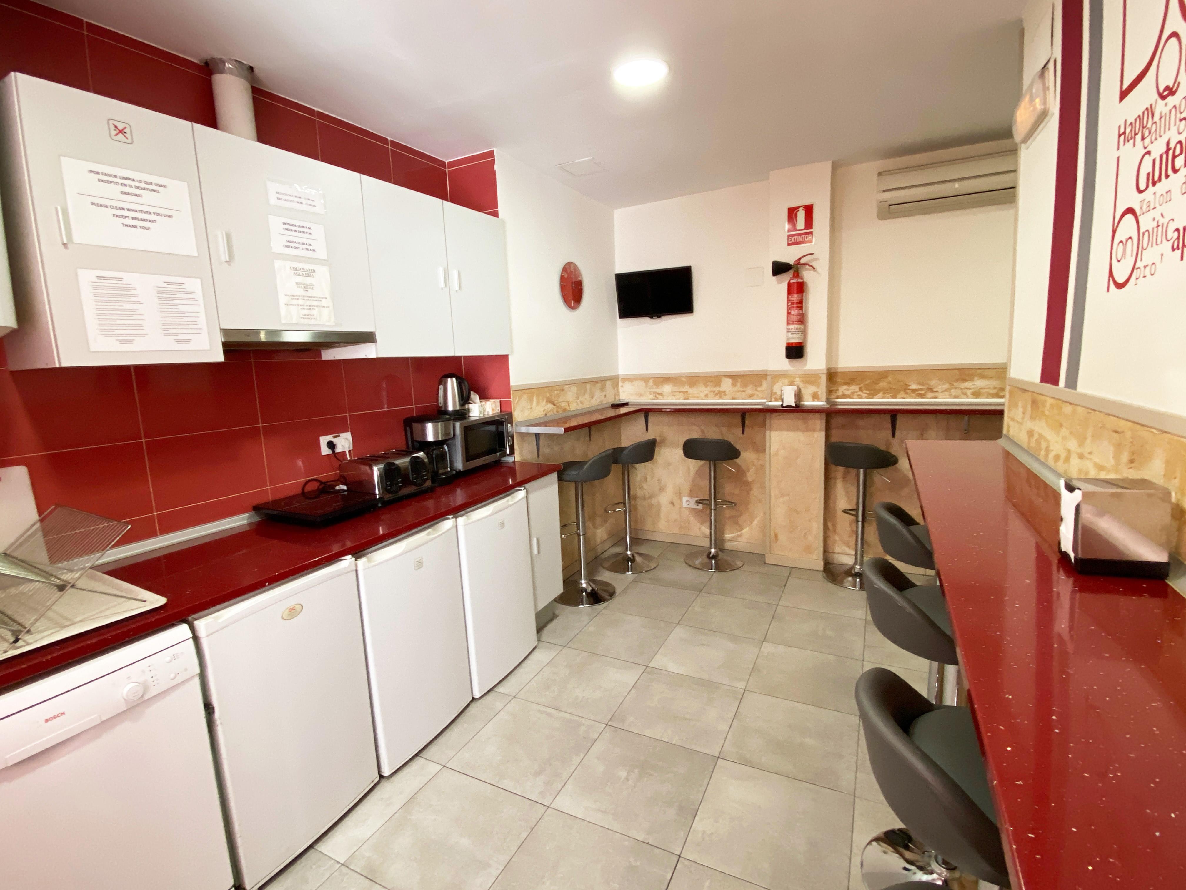 Hostel MuchoMadryt Zewnętrze zdjęcie