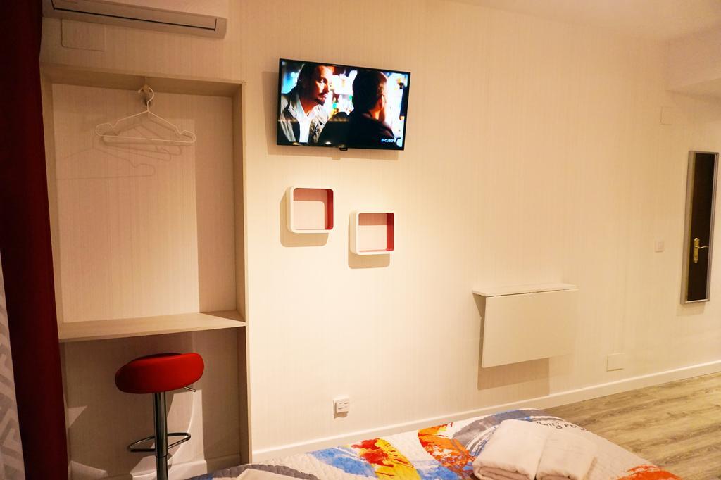 Hostel MuchoMadryt Zewnętrze zdjęcie