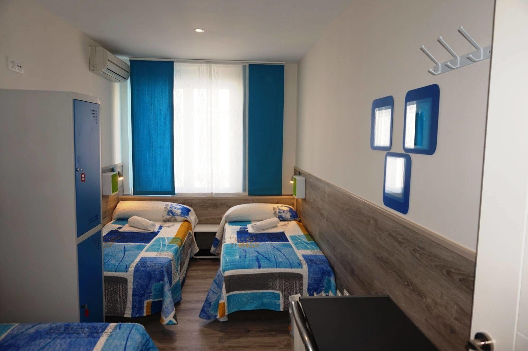 Hostel MuchoMadryt Zewnętrze zdjęcie