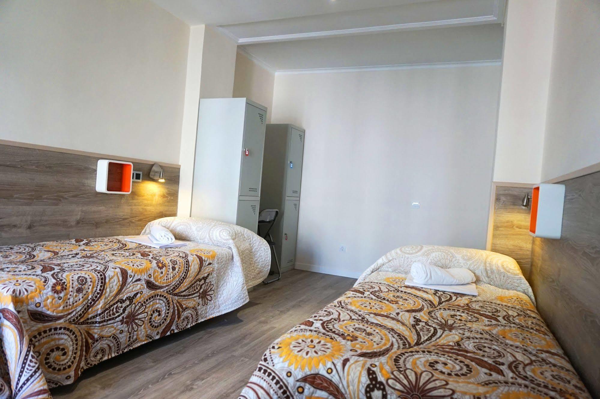 Hostel MuchoMadryt Zewnętrze zdjęcie