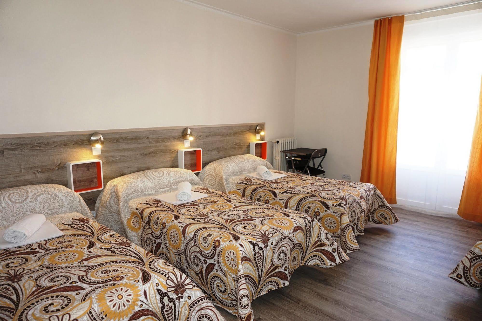 Hostel MuchoMadryt Zewnętrze zdjęcie
